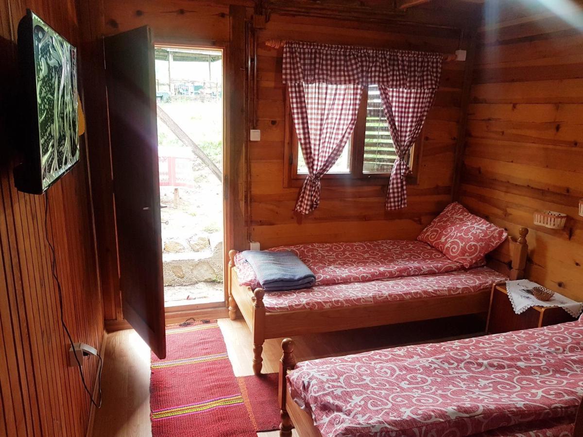 Log Cabin Uvac Нова-Варош Экстерьер фото