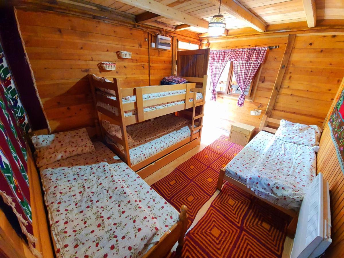 Log Cabin Uvac Нова-Варош Экстерьер фото